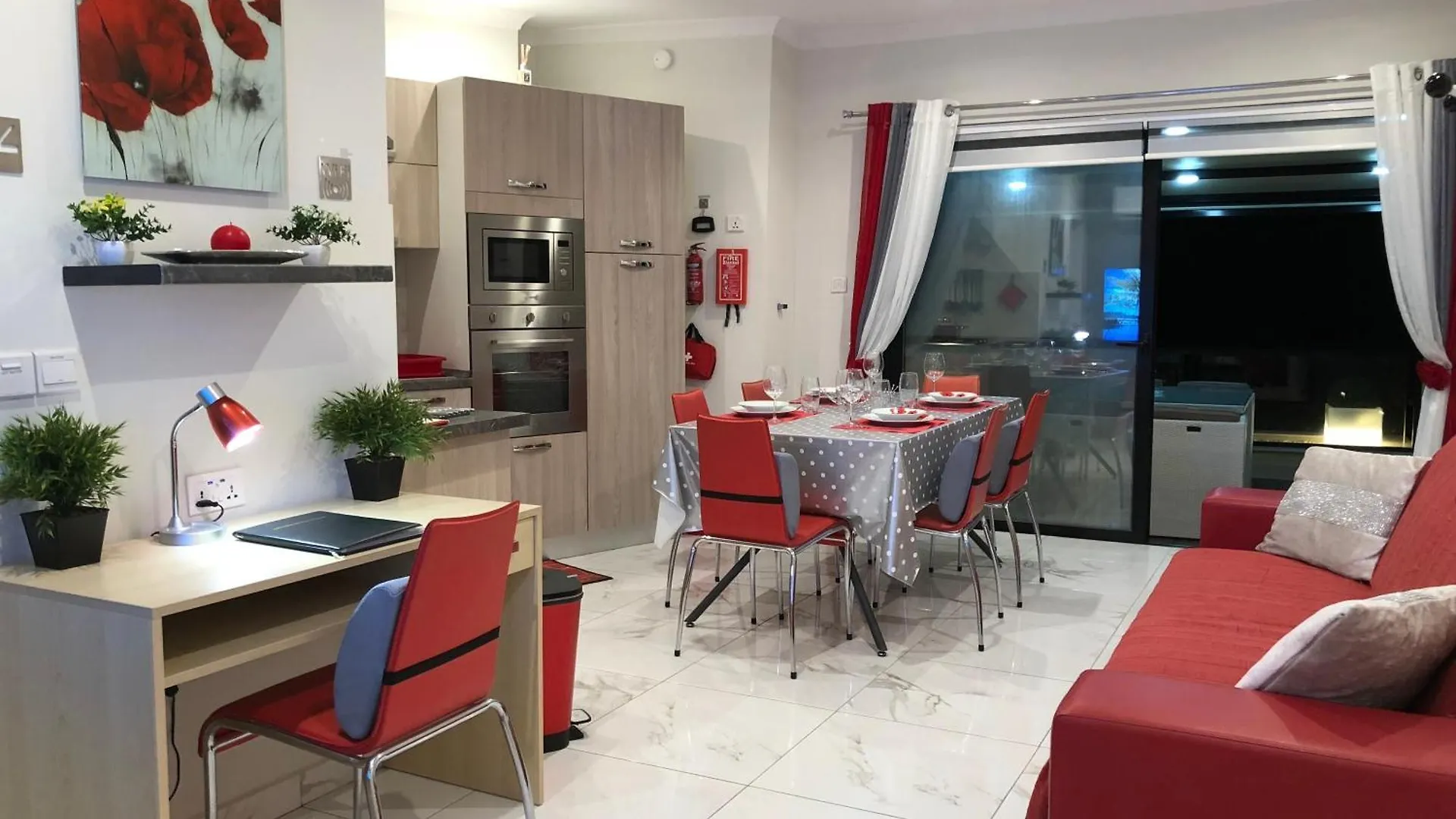 Apartment Klimatisierte Wohnung Mit Grill Und Terrasse Marsaskala