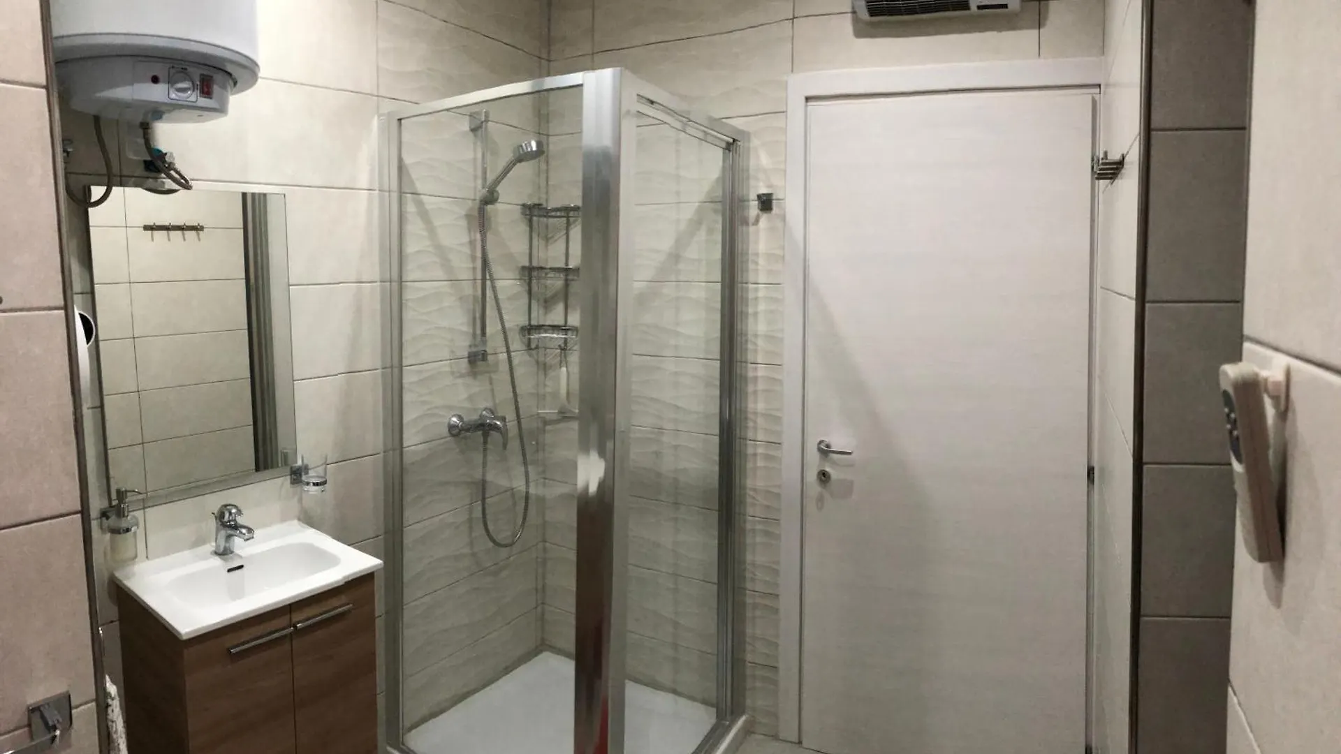 Klimatisierte Wohnung Mit Grill Und Terrasse Marsaskala