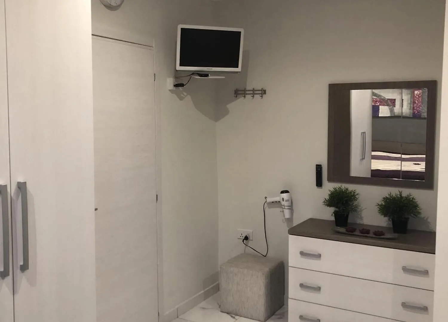 Klimatisierte Wohnung Mit Grill Und Terrasse Marsaskala Apartment